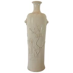 Chinese Deco Blanc de Chine Cherry Blossom Rolwagen Vase