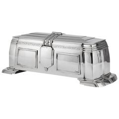Large 20th Century Art Deco Silver Box by William Hutton Sheffield 1937 3