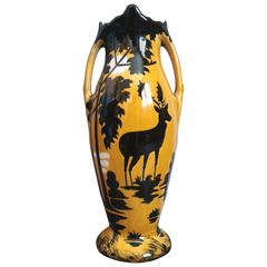Magnifique vase Art Nouveau français en majolique jaune noir Barbotine Orchies:: années 1910