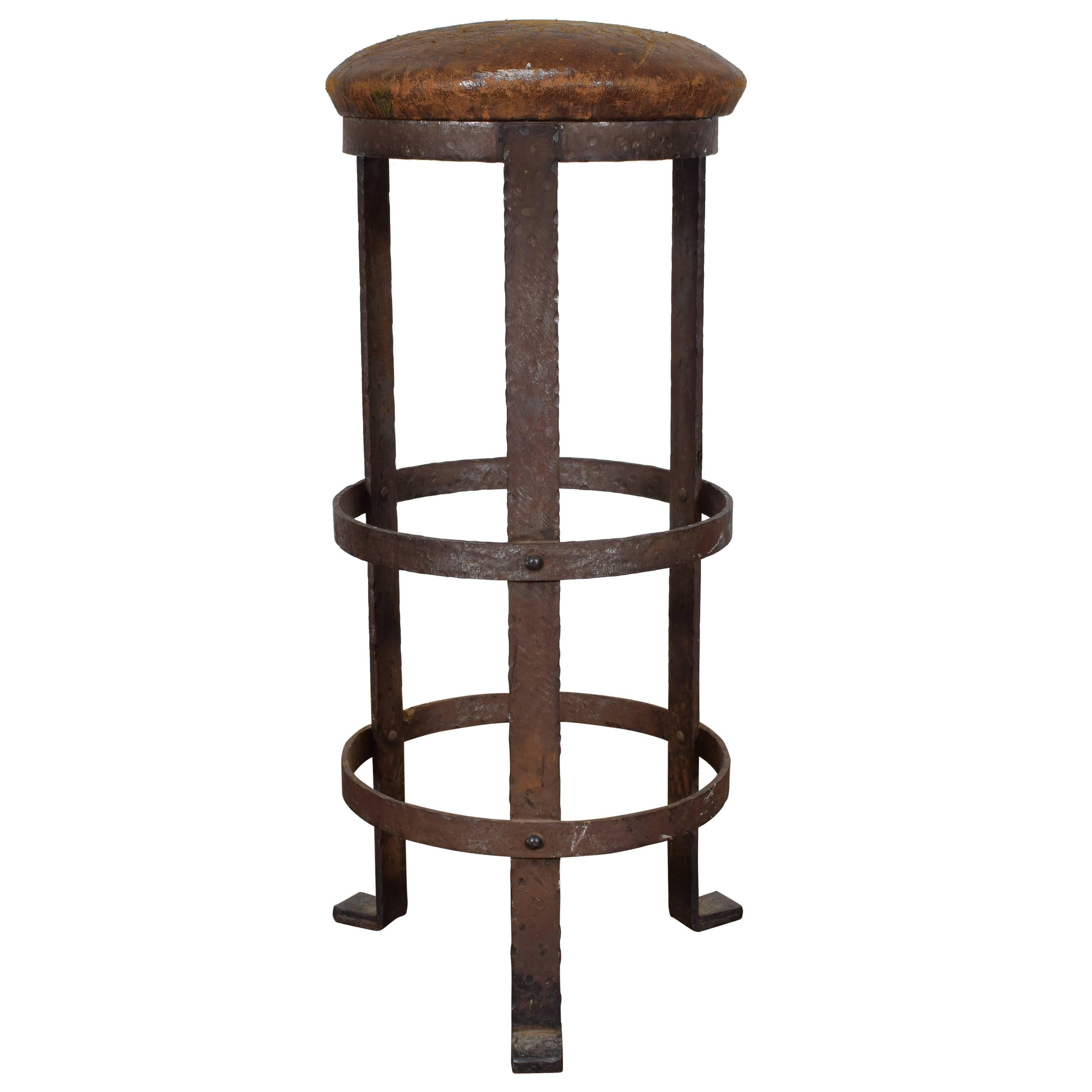 French Steel and Leather Upholstered Barstool, 20th Century For Sale