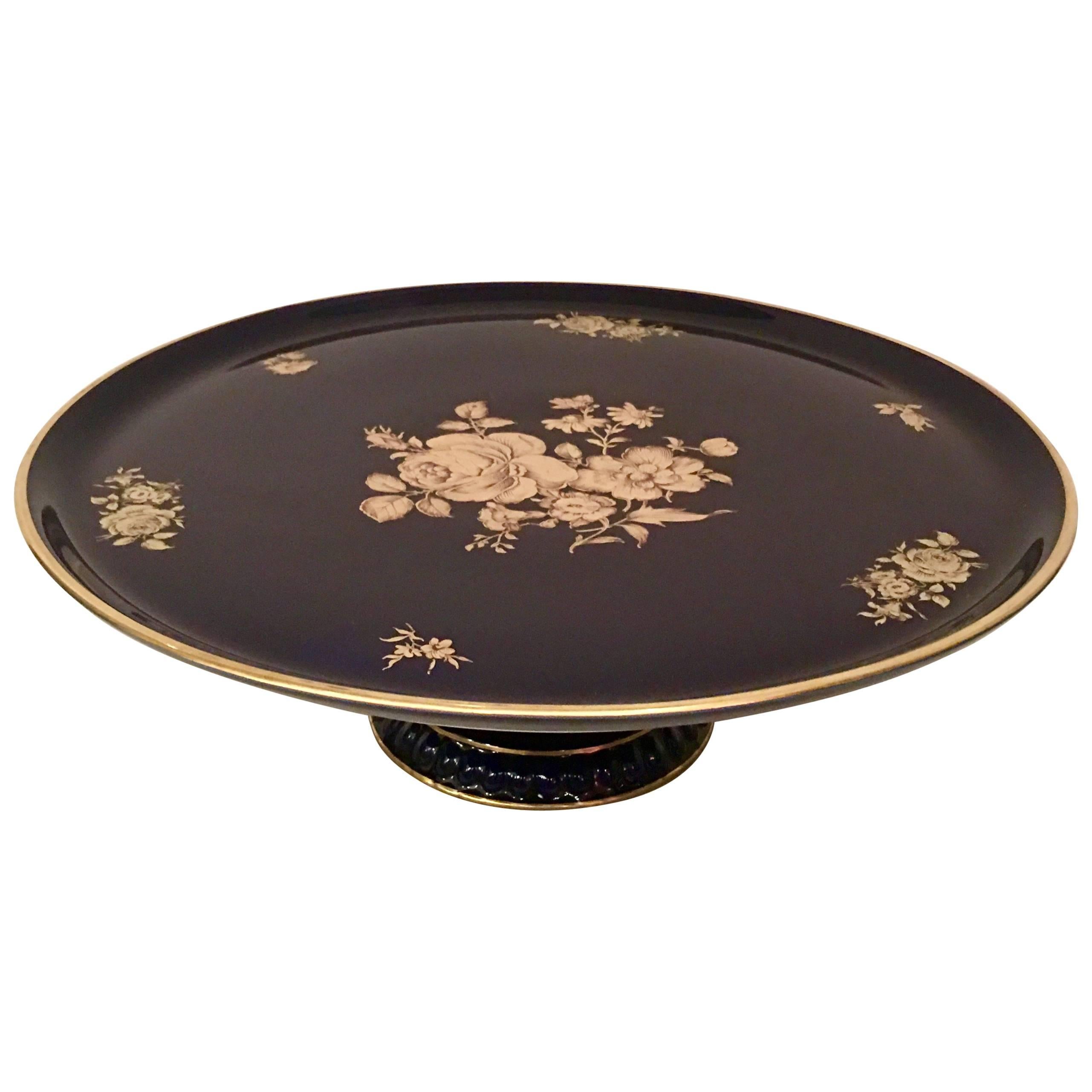 20th Century German Porcelain & 22-Karat Gold Footed Cake Platter By, Bareuther For Sale