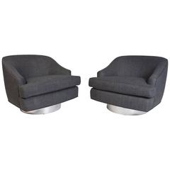 Pair of Swivel Lounge Chairs 4