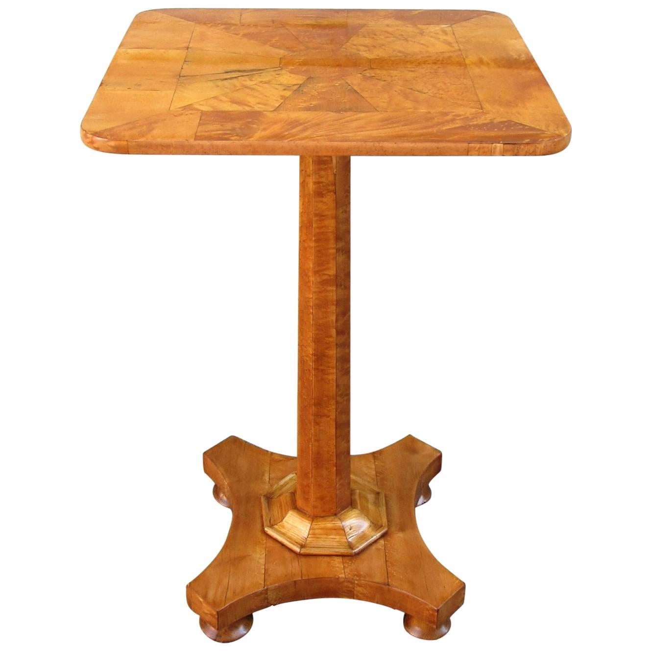 19th Century English Regency Birdseye Maple Occasional Pedestal Table