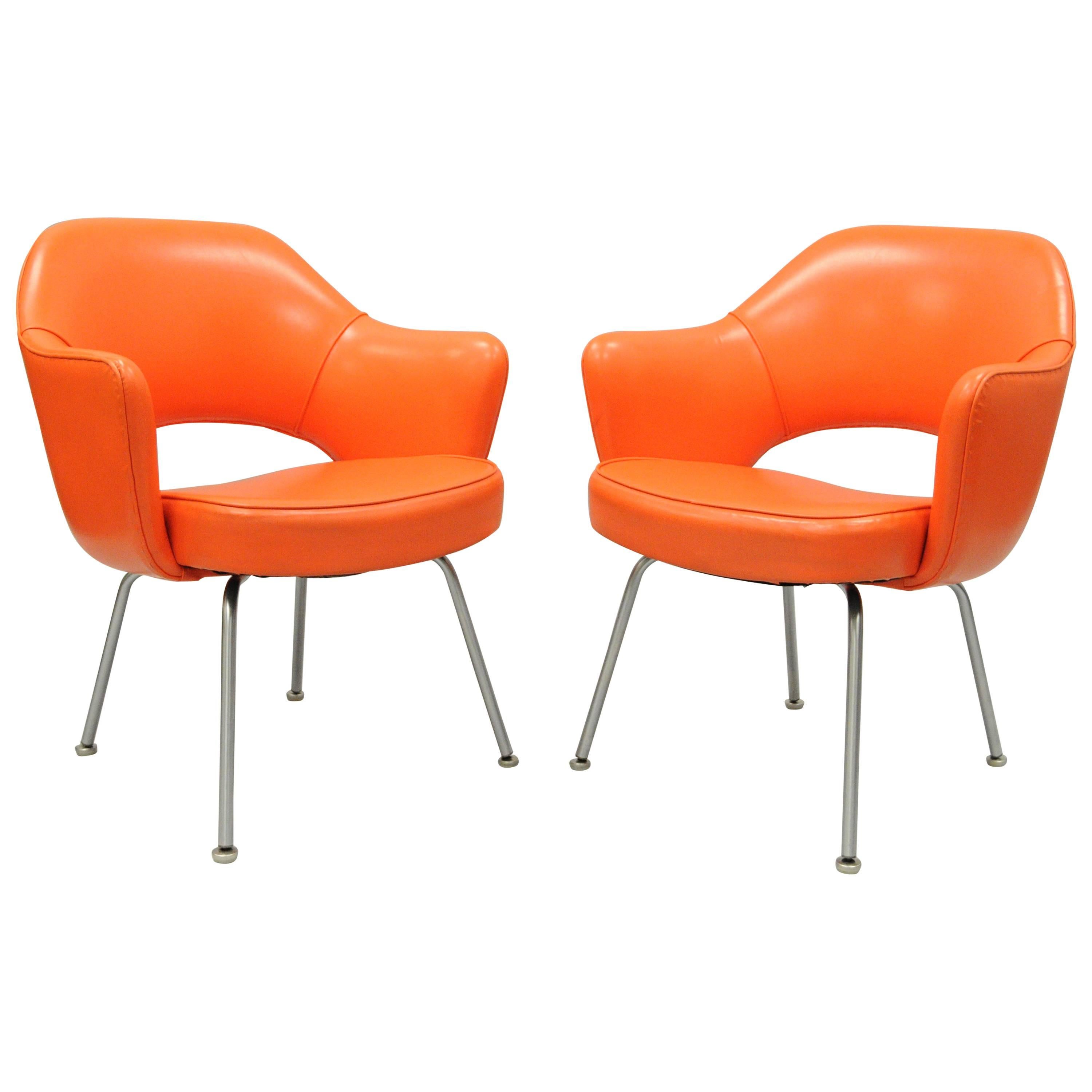 Pair of Eero Saarinen for Knoll Executive Arm Chairs Early Original Orange Vinyl For Sale