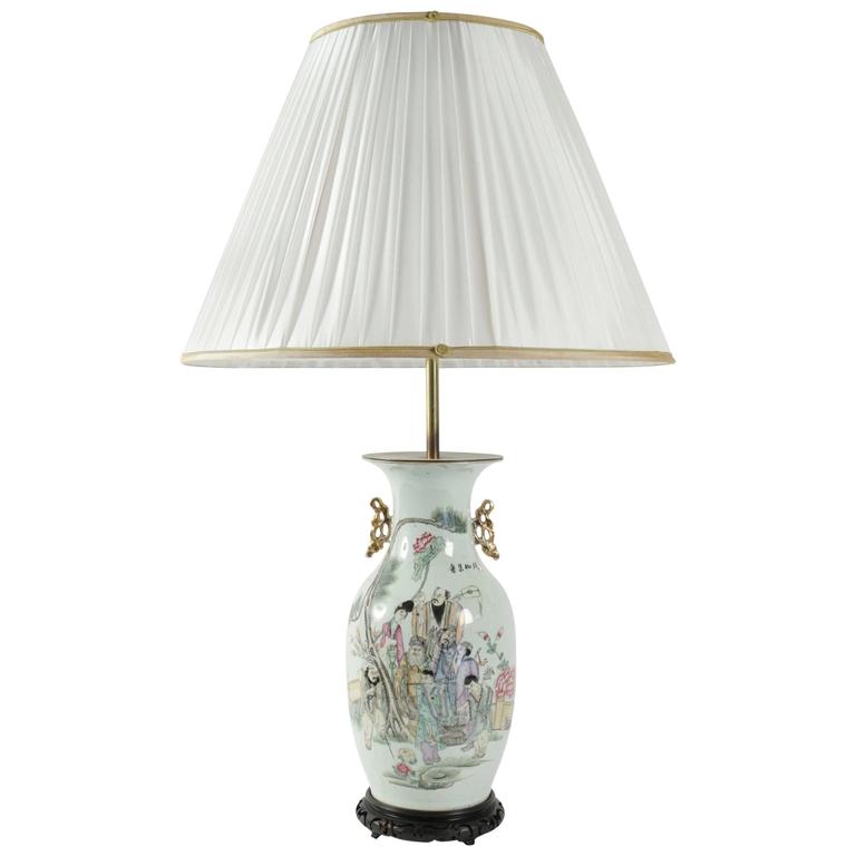 Chinese Lamp from the 20th Century For Sale at 1stdibs