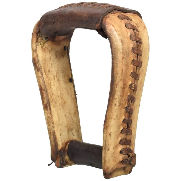 Antique Leather Western Saddle Stirrup For Sale at 1stDibs