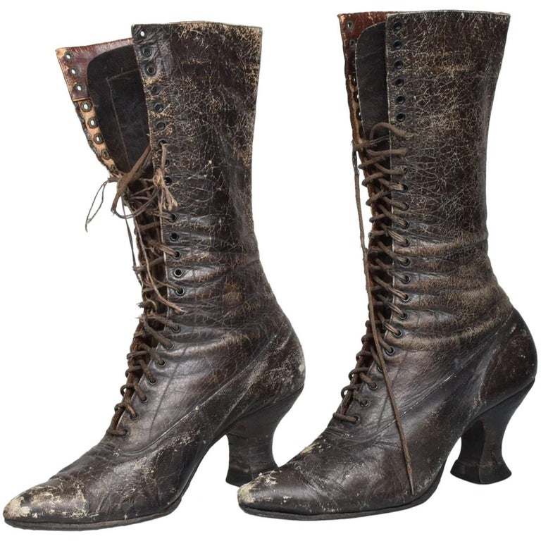 Pair of Ladies Victorian High-Top Leather Boots at 1stDibs