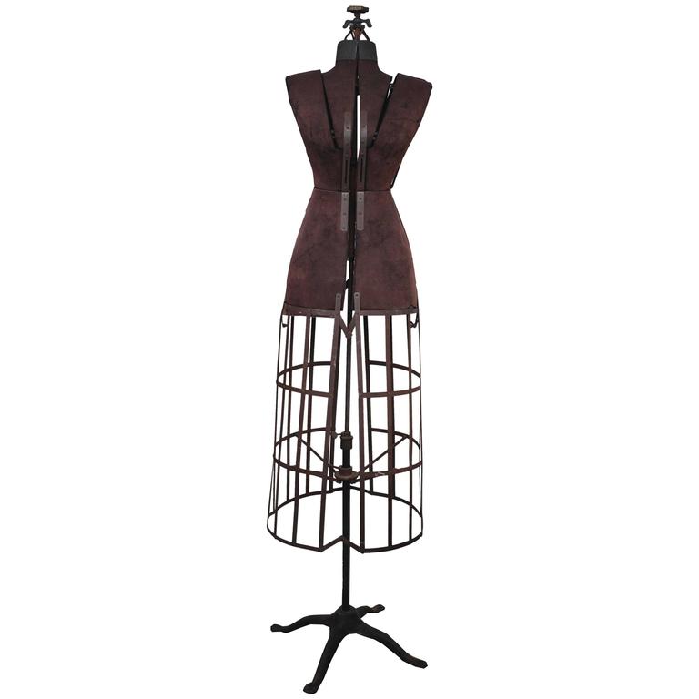 Old fashioned dress form 91 Old fashioned dress form 30