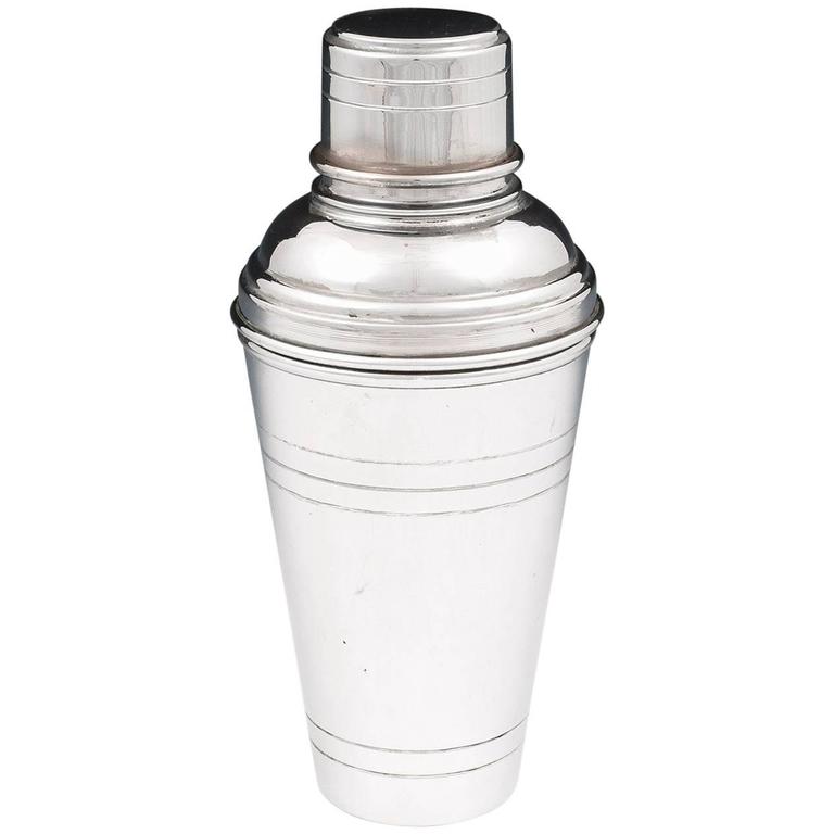 Stainless Steel Art Deco Cocktail Shaker For Sale at 1stdibs