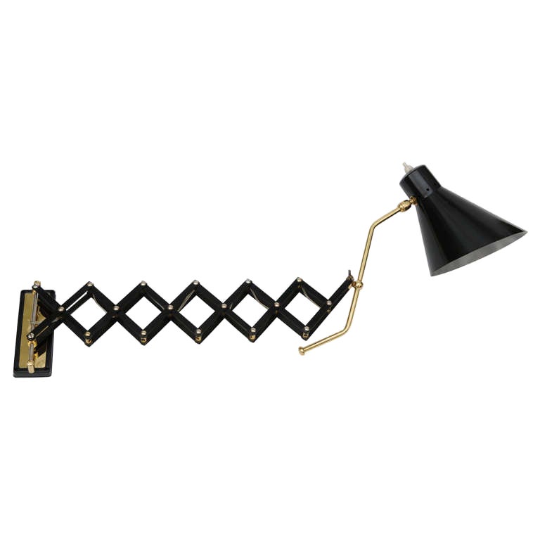 Lampada da parete estensibile in stile forbice