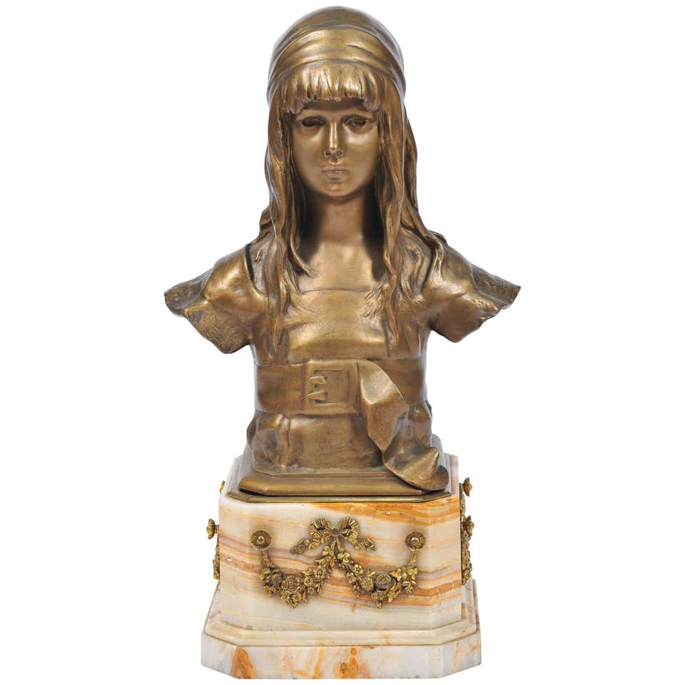 Classical 19th Century Bronze Bust of a Young Woman For Sale