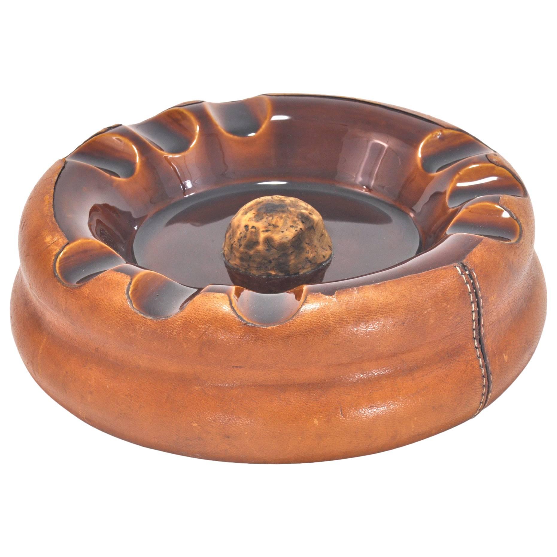 Large Ashtray in Ceramic and Leather by Longchamp Vintage