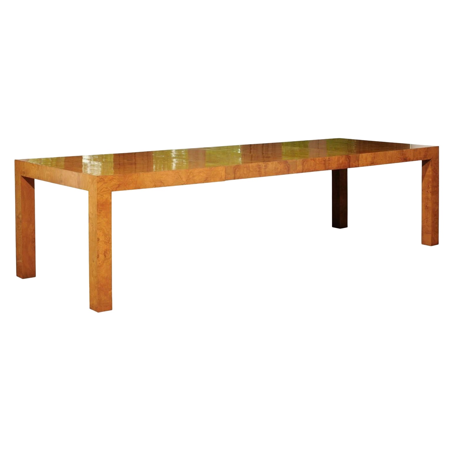 Impresionante mesa de comedor extensible de madera de olivo de Milo Baughman, circa 1975