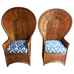 Paire de chaises paon vintage en bambou