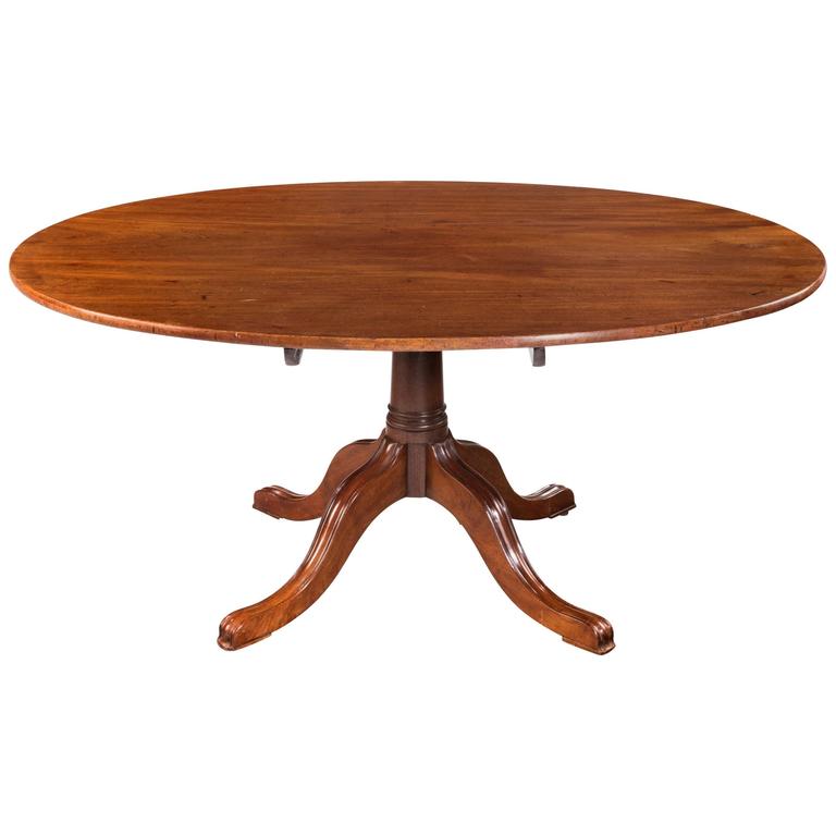 III Period Oval Mahogany Dining Table at 1stdibs
