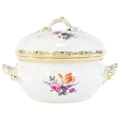 KPM White & Gold Round Tureen with Hand-Painted Floral Decoration Molded Relief 4