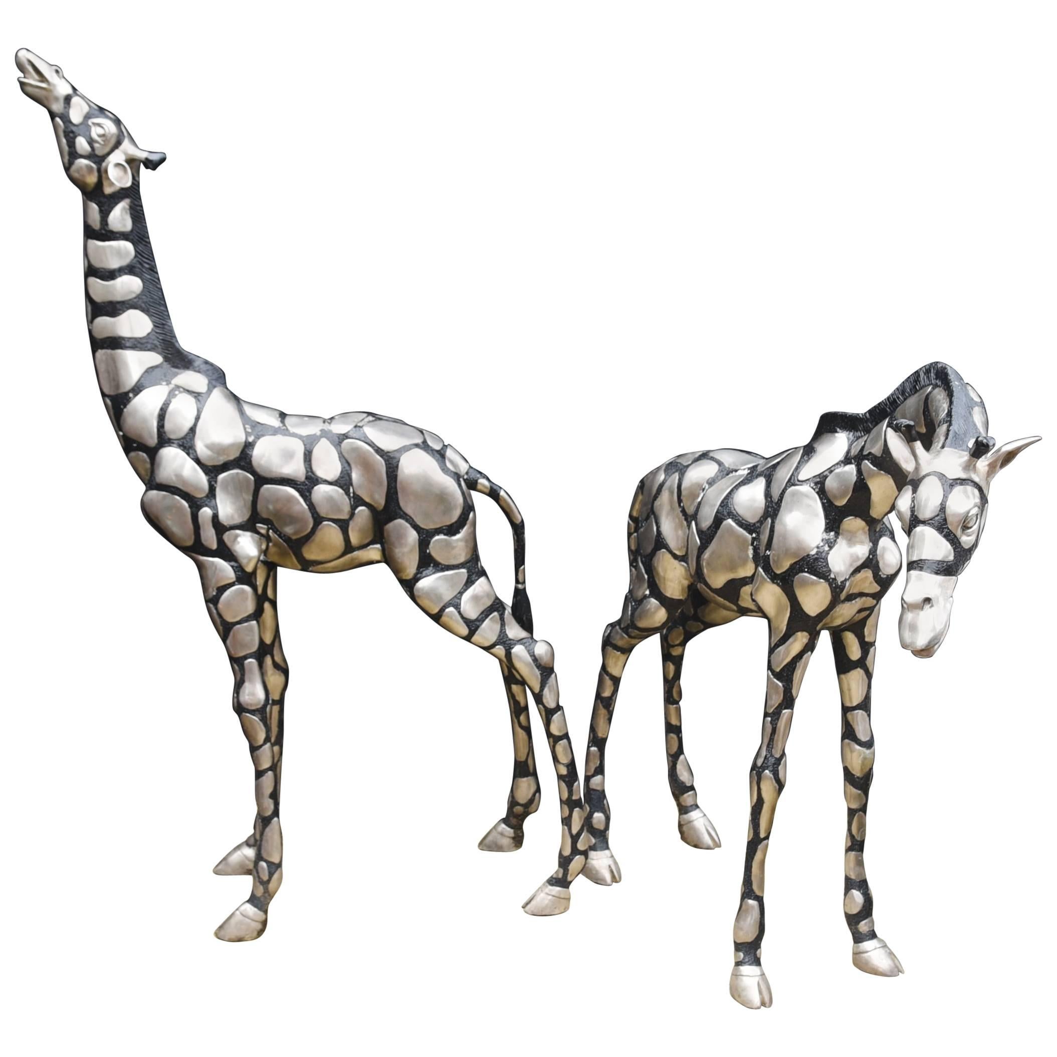 Pair of Big Silver Bronze African Giraffe Statues Garden Art Casting Giraffes For Sale