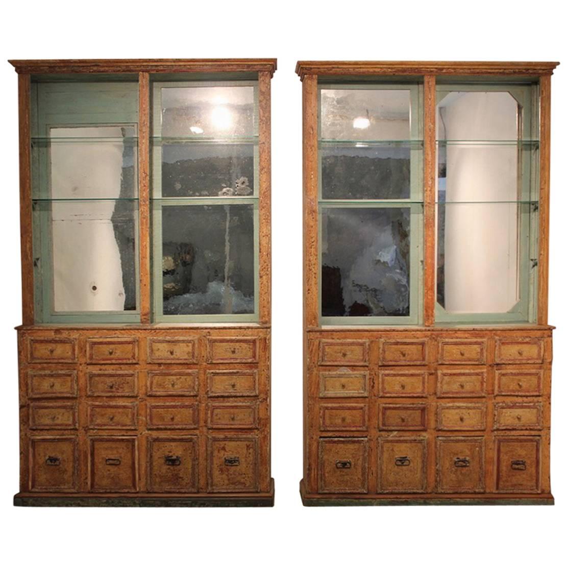 Pair of Spanish 19th Century Bookcases or Display Cabinets with Original Paint For Sale