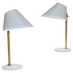 Pair of Model 9227 Brass and White Enameled Metal Desk Lamps by Paavo Tynell