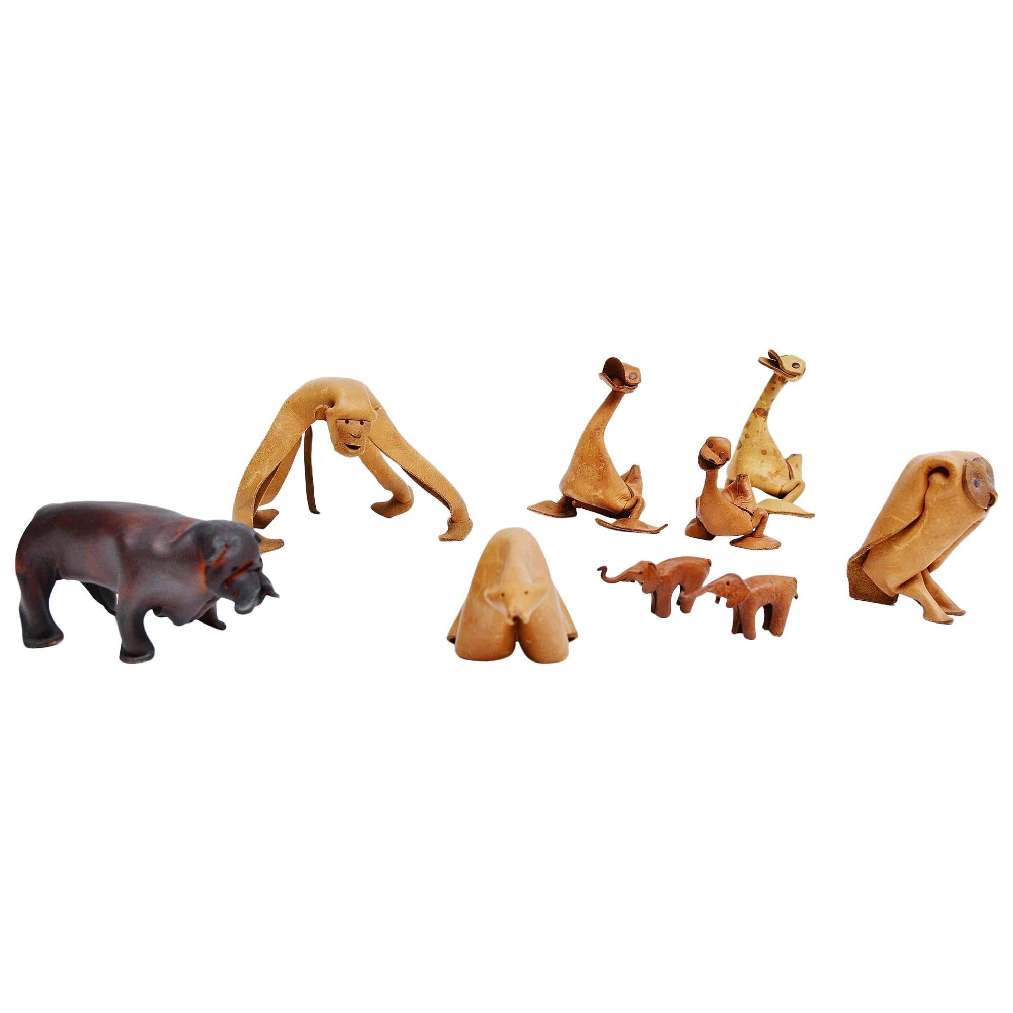 Deru Leather Crafted Set of Animals, 1960 For Sale