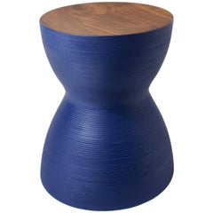 Tabouret Yoyo, table d'appoint ou siège en bois de feuillus tourné à la main