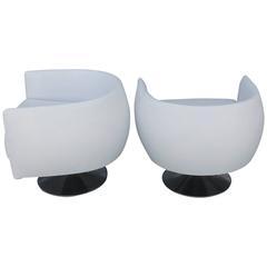 Pair of Lounge Chairs, style of Milo Baughman 9