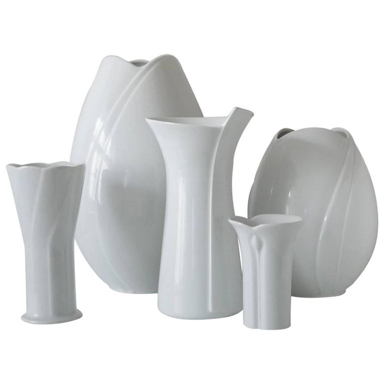 Set of Five German White Porcelain Vases by Arzberg Bavaria, 1960s at  1stDibs | arzberg vase, arzberg china germany, arzberg bavaria porcelain