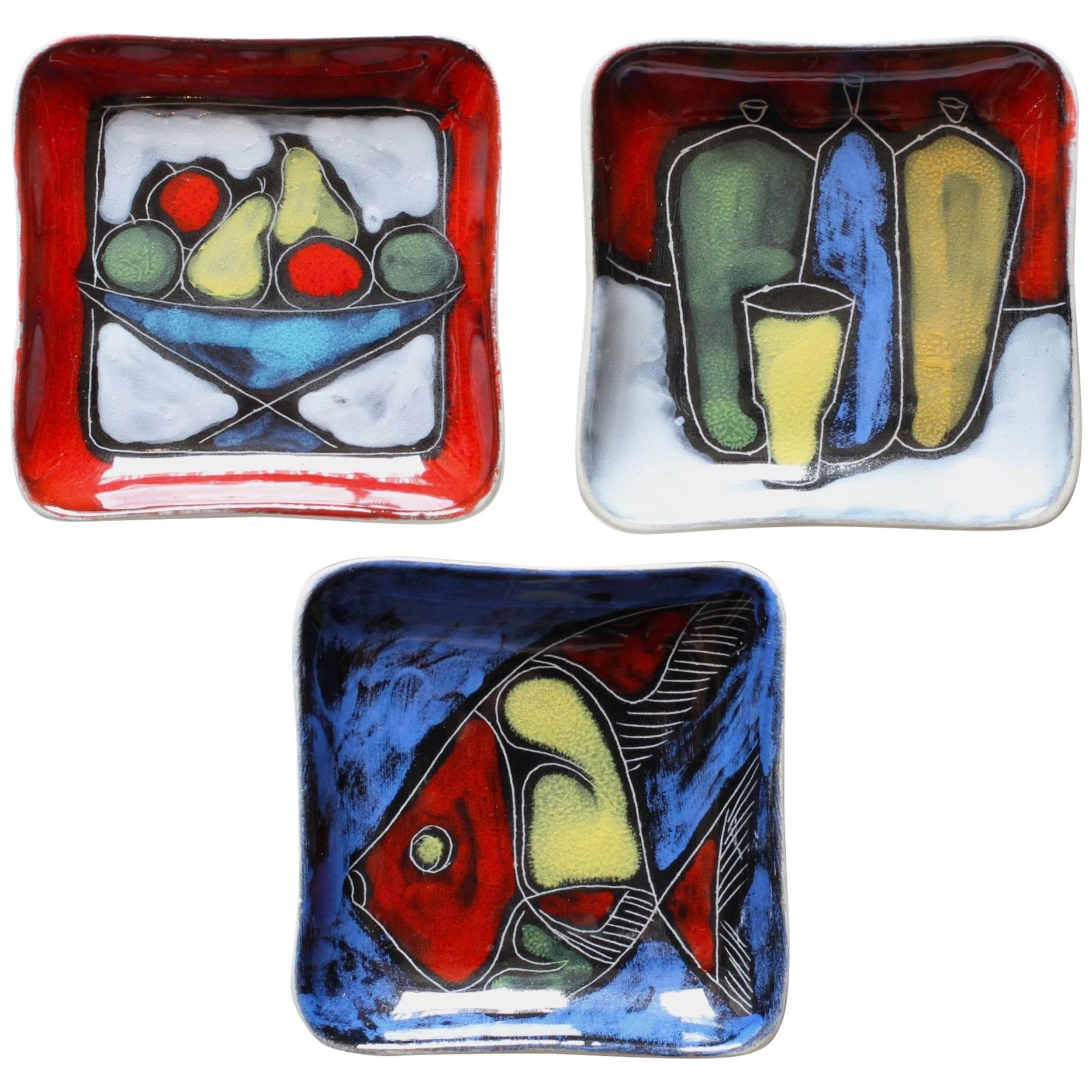 Colorful Vibrant Set of Italian Mid-Century Sgraffito San Marino Ceramic Dishes
