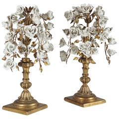 Pair of Porcelain Floral Bouquet Sculptures 4