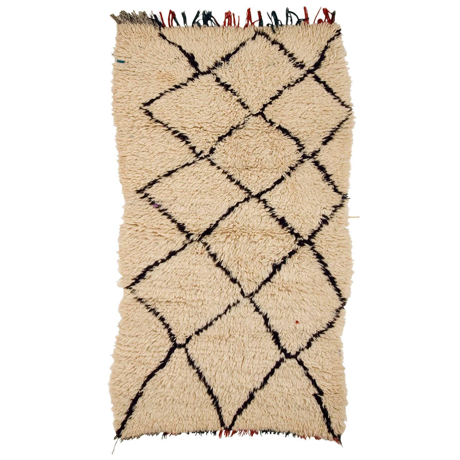 Moroccan Wool Oushak Rug For Sale