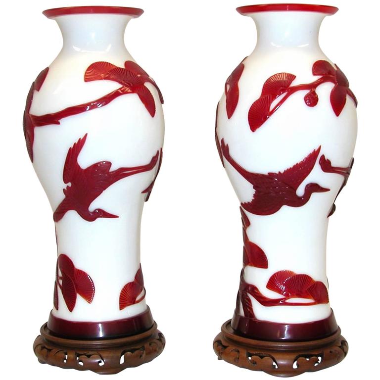 Pair of Peking Chinese Glass Urns in Red and White Colors with Birds in