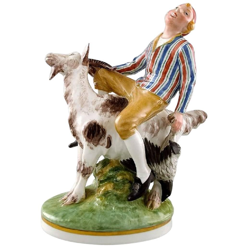 Royal Copenhagen, marque Julian Marie. Figure en porcelaine « Clumsy Hans » (Clumsy Hans)