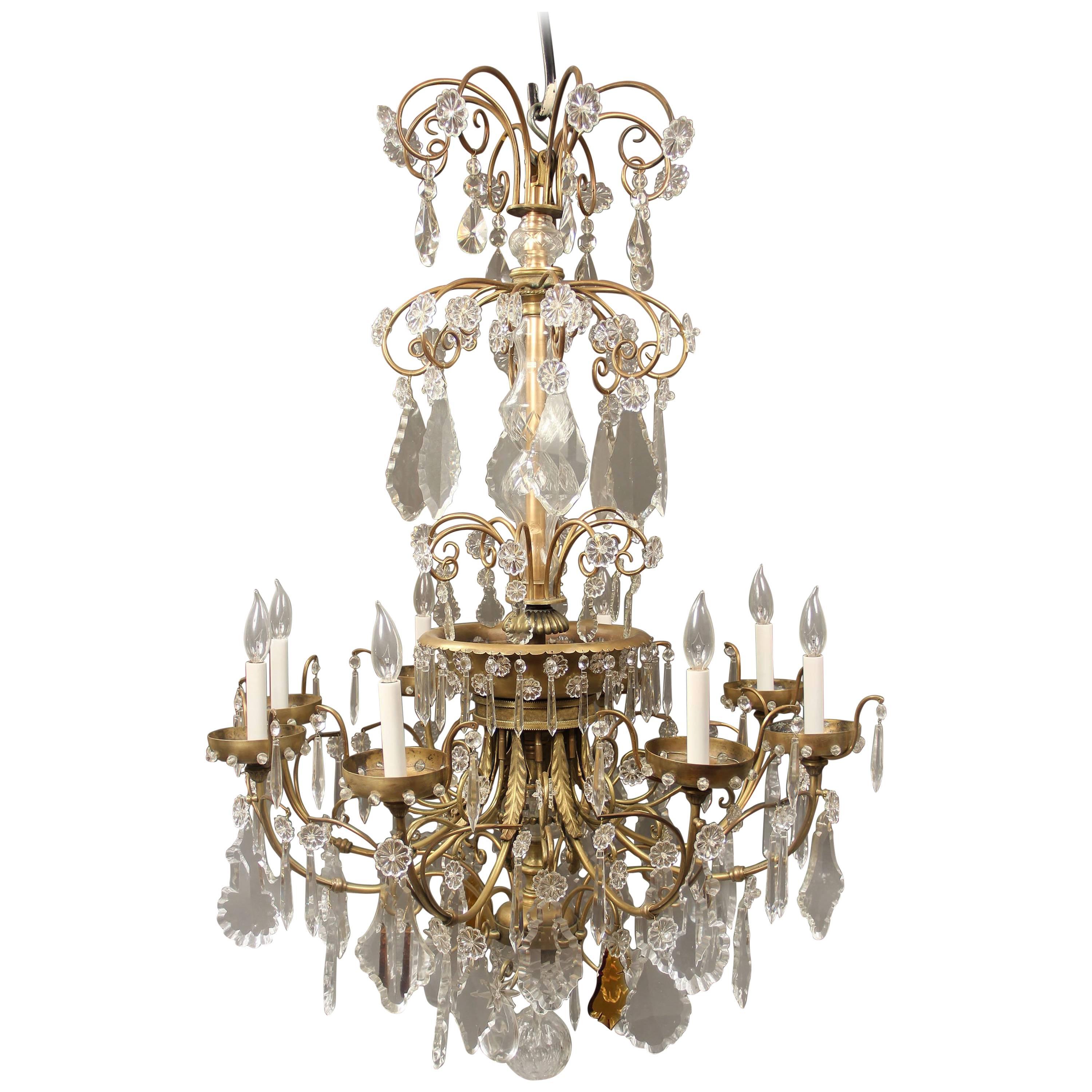 Lovely Late 19th Century Gilt Bronze and Crystal Eight-Light Chandelier For Sale