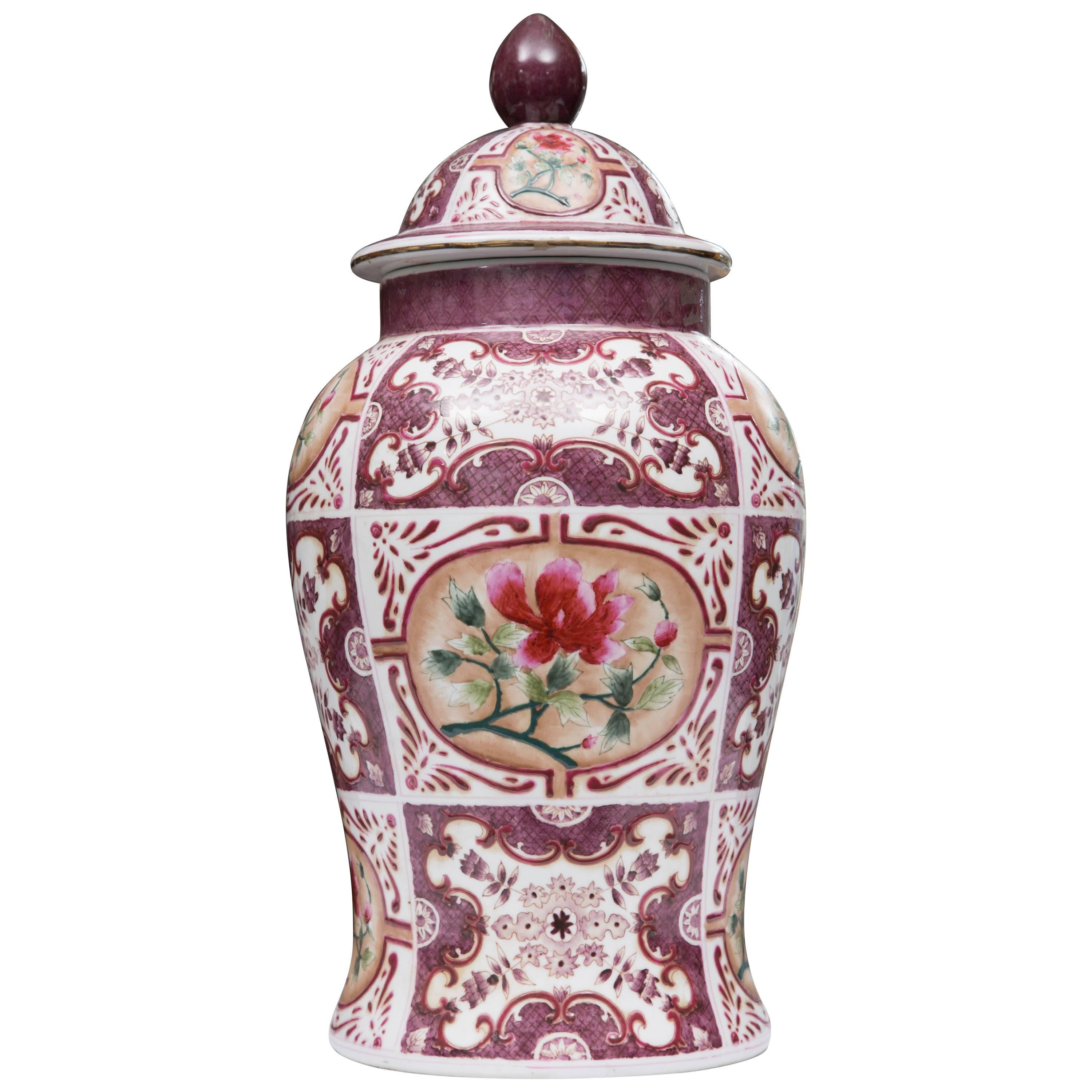 Purple Chinese Lidded Vase with European Inspiration