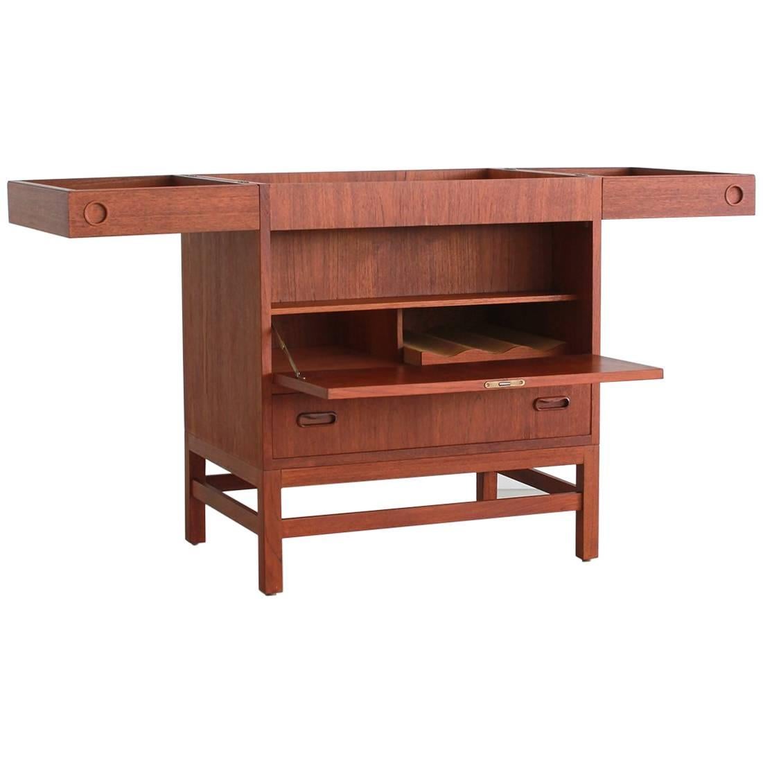Unique Lift Top Bar Cabinet