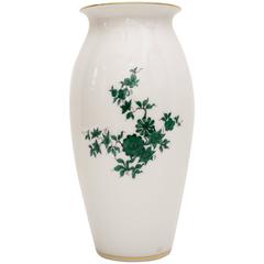 Augarten Maria Theresia Grüne Rose Porzellanvase:: 1960er Jahre