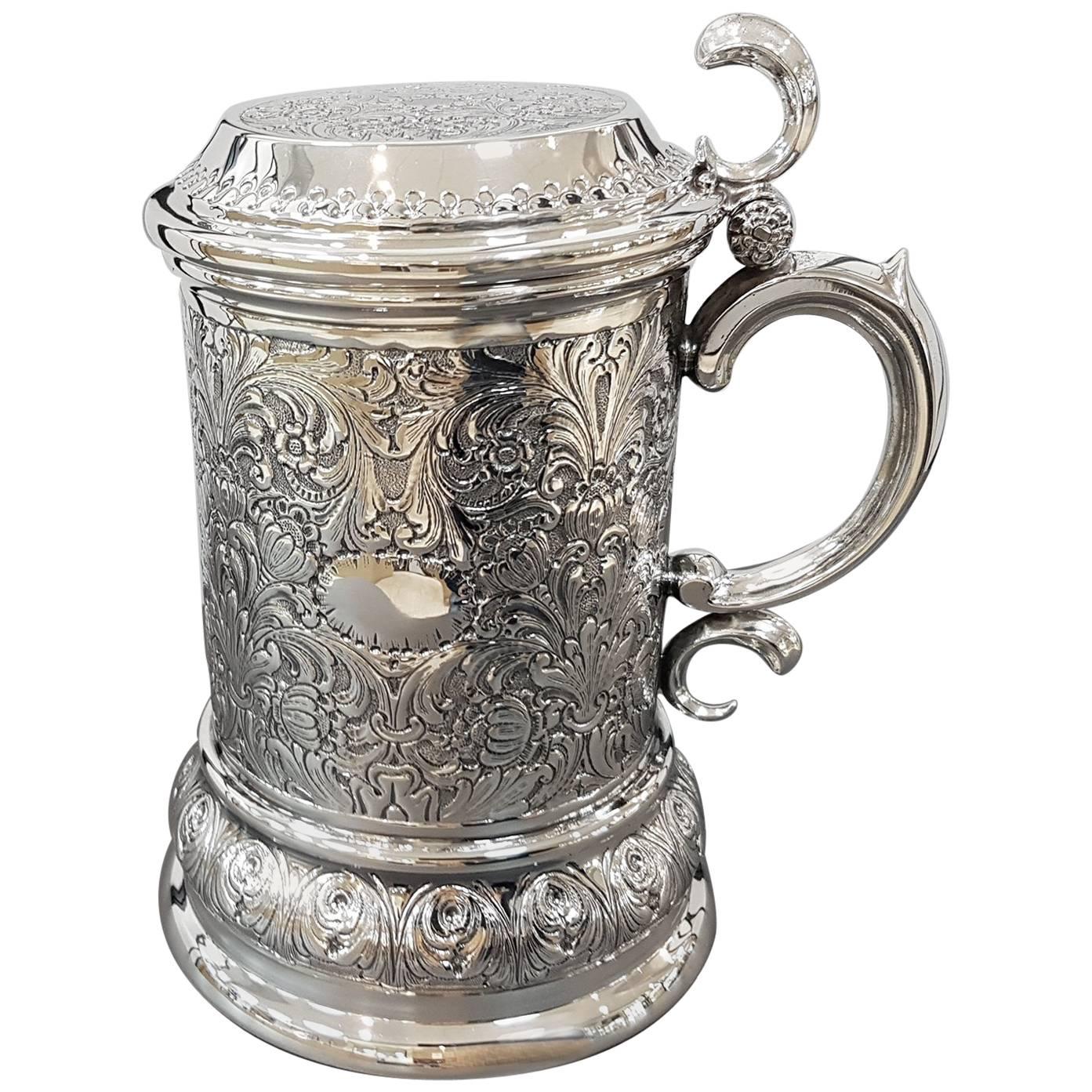 20th Century Italian Sterling Silver Tankard Victorian revival ceased, embossed For Sale