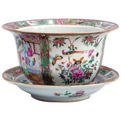 Chinese Export Large Canton Rose Medallion Porcelain Cache Pot & Stand