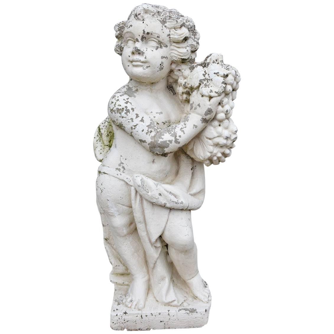 Putti en pierre moulée pour jardin victorien en vente