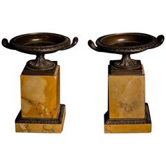 Fine Pair of Patinated Bronze Italian Grand Tour Tazzas, Mid-19th Century 6