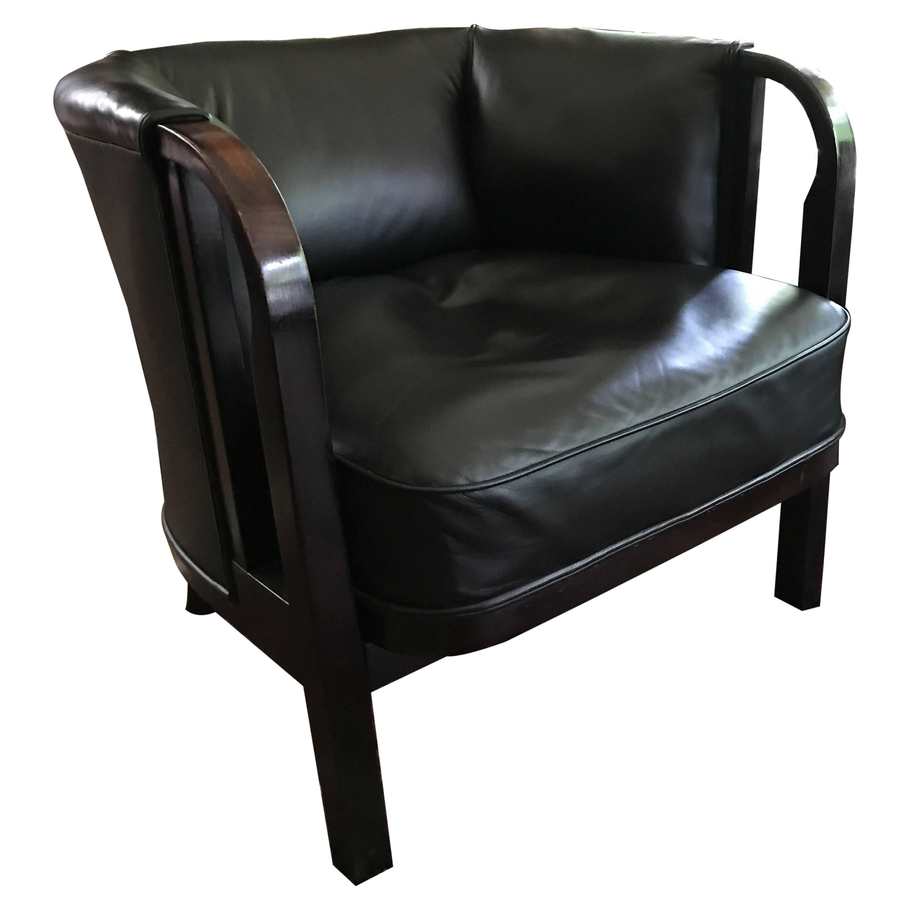 Club  bentwood Armchair Thonet, 1911-1915 Labeled Newly Upholstered in Leather!