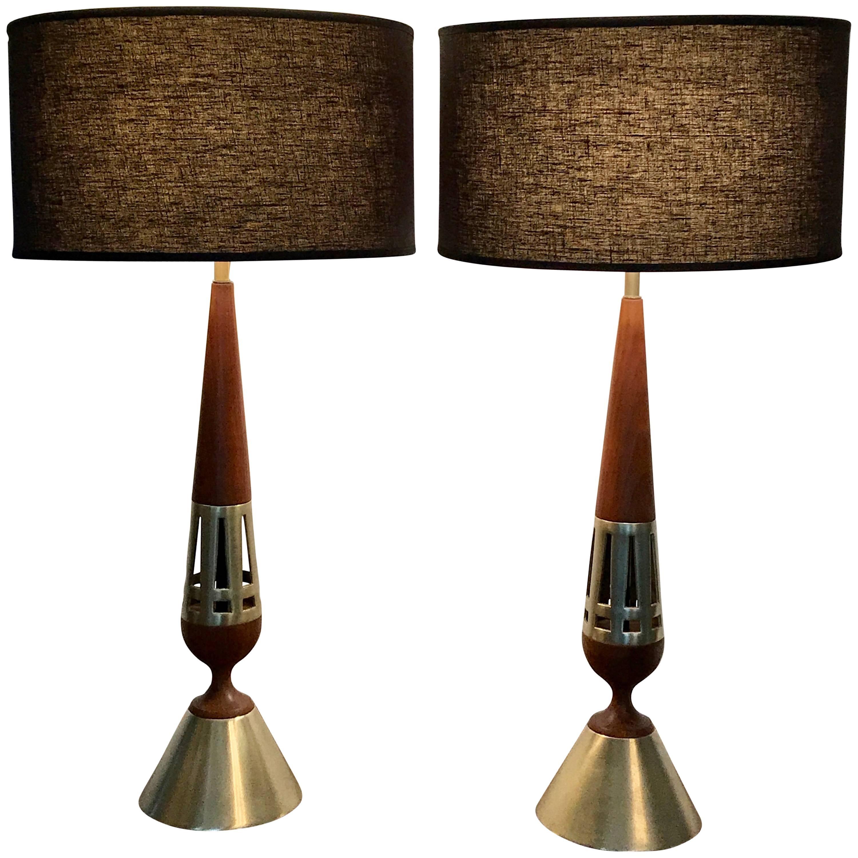 Mid Century Pair of Tony Paul for Westwood Walnut and Brass Table Lamps, 1950s