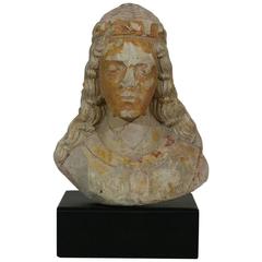 Early 17th Century French Carved Stone Bust of a Madonna 11