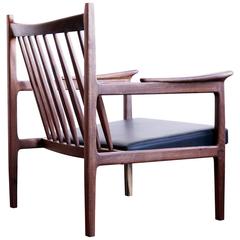C10 Contemporary Handmade Upholstered Lounge Chair in Walnut and Leather 6
