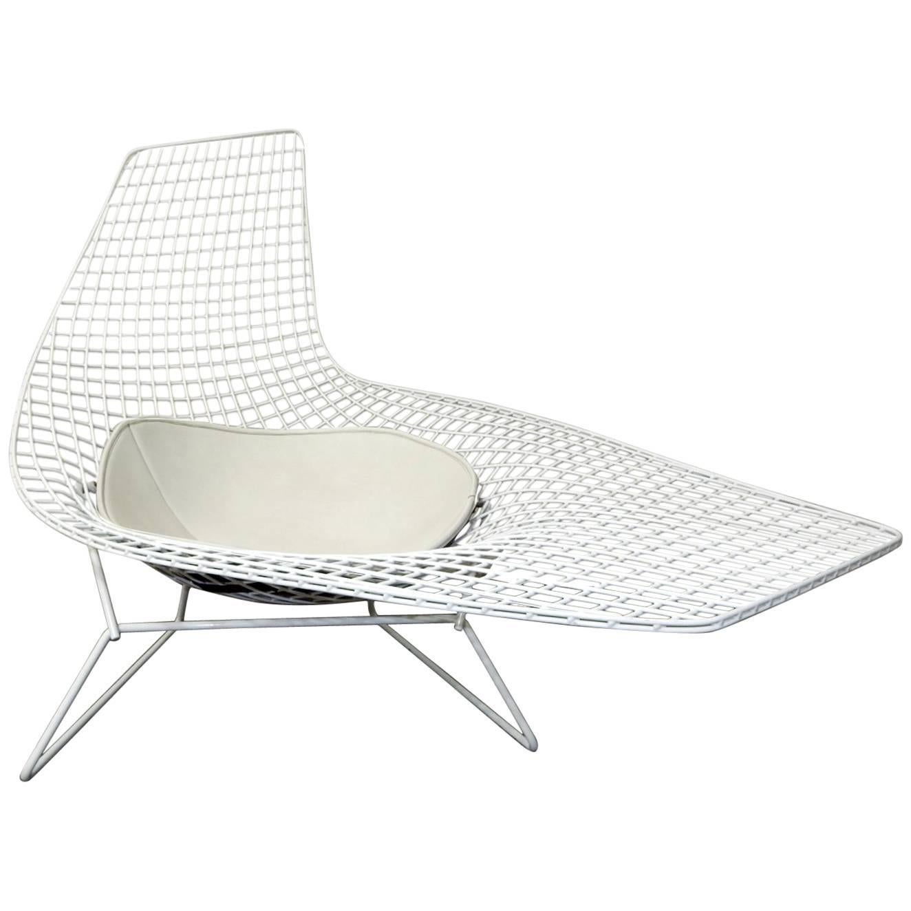Harry Bertoia Knoll Asymmetric Sculptural Wire Chaise Lounge