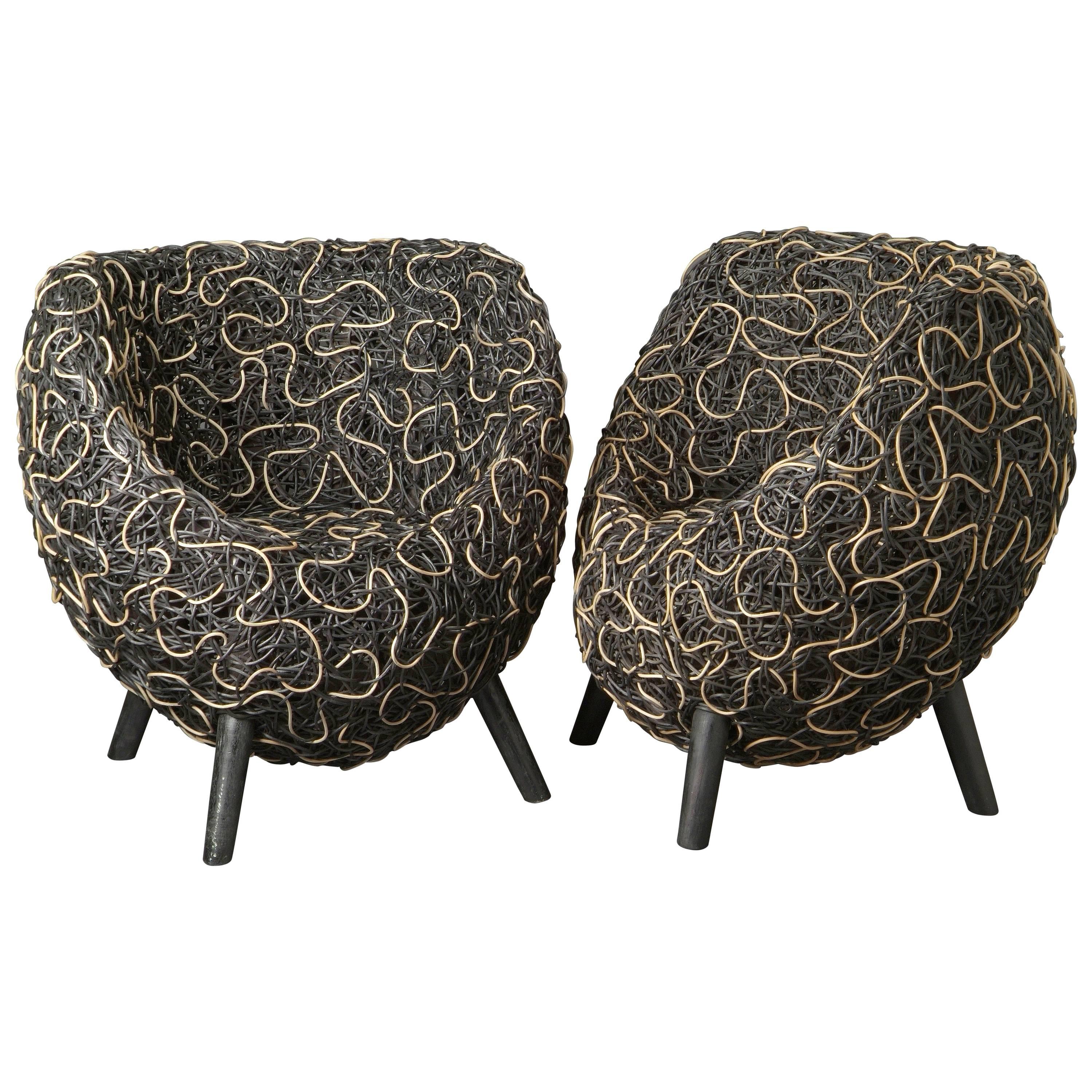 Pair of Seats in Natural and Black Lacquered Wicker, France, 1940s For Sale