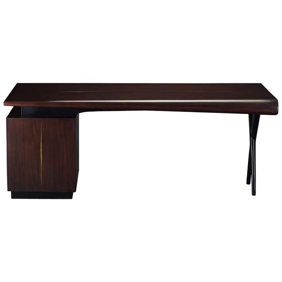 Breathtaking modern writing desk by award winning English furniture designer
Chistoper Guy.
The creator of the word's most fabulous lifestyles.
A contemporary mood with Classic values.
In excellent used condition.
“Rolled Paper" profile
