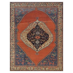 Hand-woven Wool Late 19th Century Serapi Rug from North West Persia