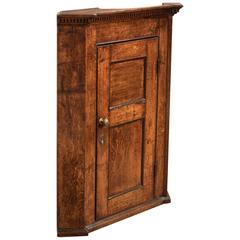 18th Century Georgian Oak Corner Cabinet, circa 1750 9