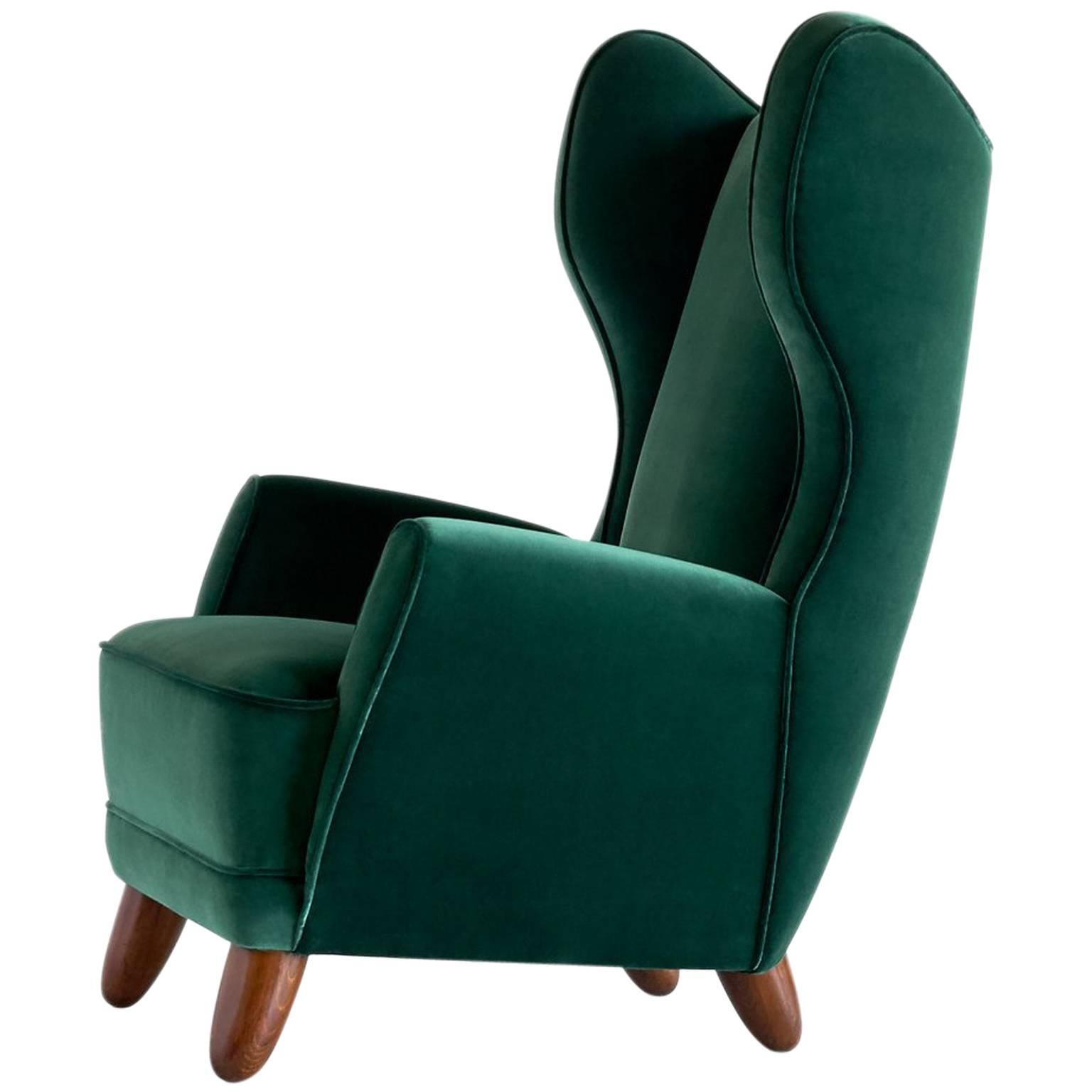 Exceptional 1940s Wingback Chair Attributed to Guglielmo Ulrich